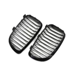 Bmw e81 e82 e87 e88 lci viengubos grotelės juodos blizgios iš galo