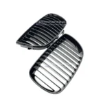 BMW 1 serijos E81 E82 E87 E88 pre lci juodos blizgios viengubos grotelės šonu