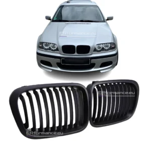 bmw e46 viengubos grotelės pre lci matinės juodos sedanui universalui pagrindinė