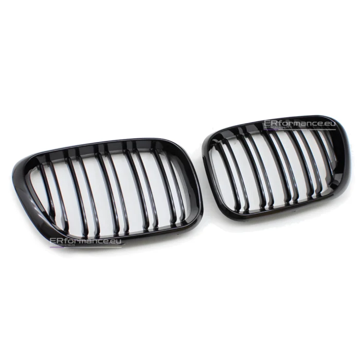 bmw e53 pre lci dvigubos grotelės blizgios juodos iš šono