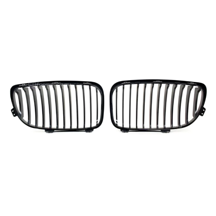 bmw e81 e82 e87 e88 lci viengubos grotelės matinės juodos 07-11 iš galo