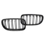 BMW E90 E91 LCI dubultās restes matētas melnas (2009–2013) – blakus viena otrai
