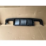 bmw e60 e61 difuzorius dvigubas blizgus juodas m bamperiui iš galo