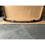 bmw e60 e61 m5 look priekinio bamperio lipas blizgus juodas iš priekio