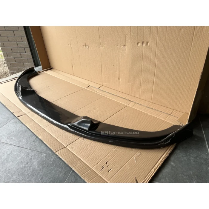 bmw e60 e61 m5 look priekinio bamperio lipas blizgus juodas iš dešinės