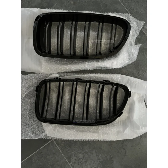 BMW F10 F11 dvigubos grotelės blizgios juodas (gražintos). - Image 2