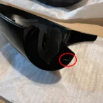 BMW E9X E8X LCI veidrodėlių dangteliai, blizgūs juodi (defektas) - Image 3