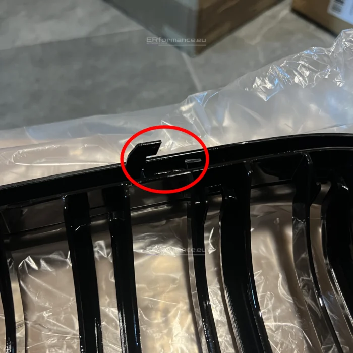 BMW F15 F16 X5 X6 dvigubos grotelės, blizgios juodos (defektas) - Image 4