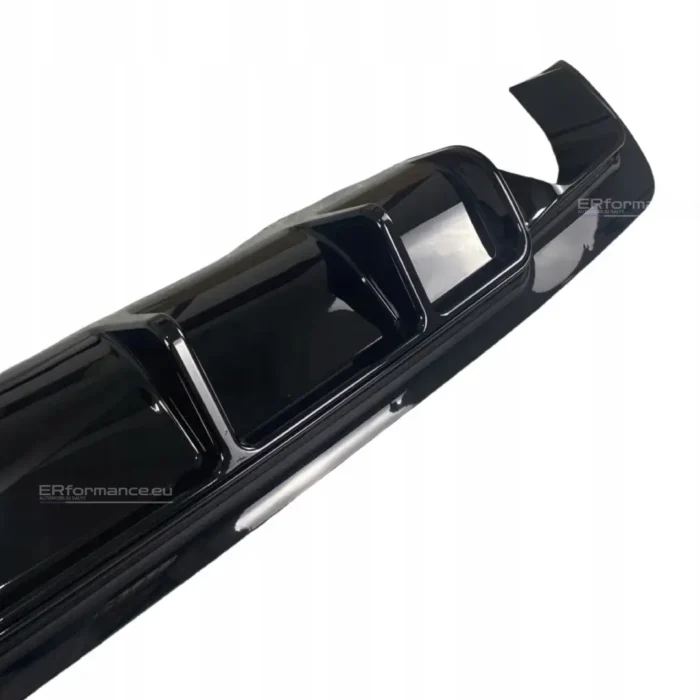 bmw e60 e61 m tech difuzorius viengubas blizgus juodas iš arti